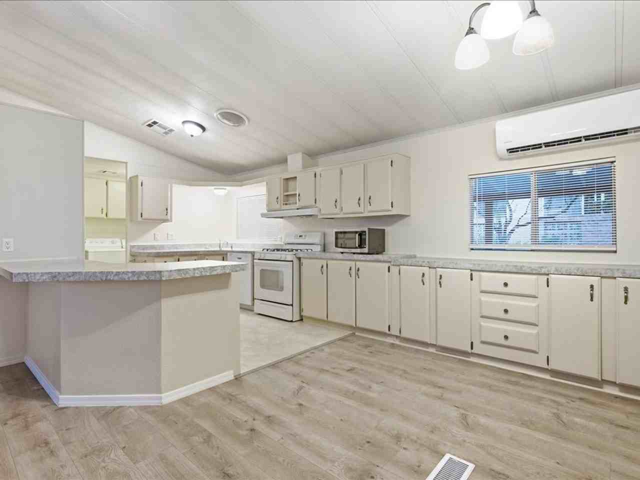6124 W Tucson Estates Pkwy - Photo 7 of 36