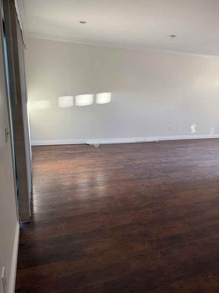 5335 Argos St - Photo 7 of 38