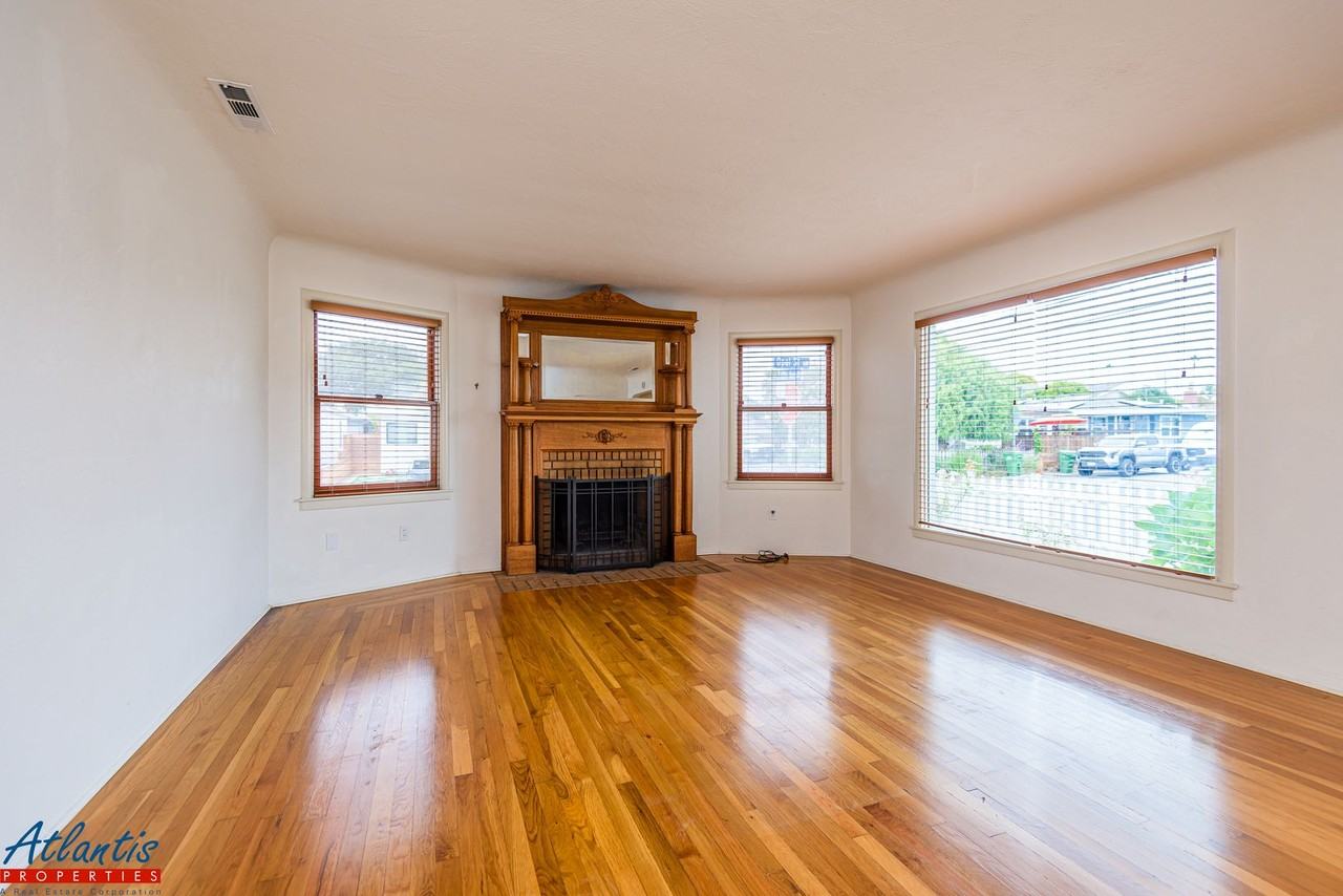 1385 47th Ave - Photo 2 of 26