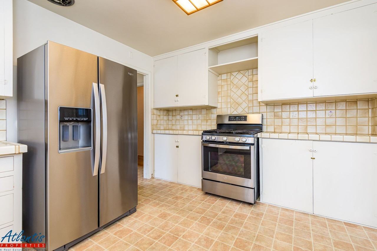 1385 47th Ave - Photo 6 of 26