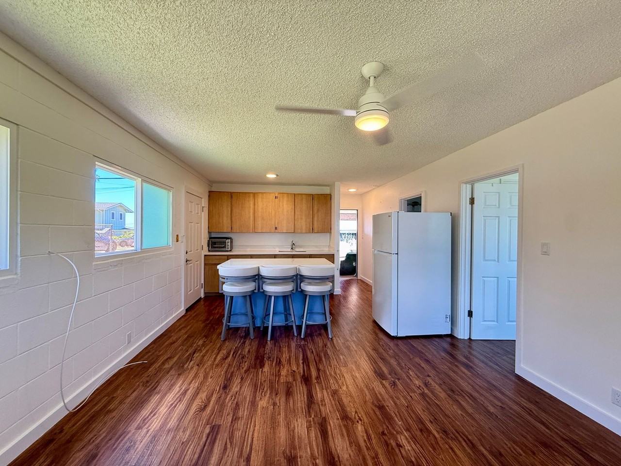 810 21st Ave - Photo 4 of 10