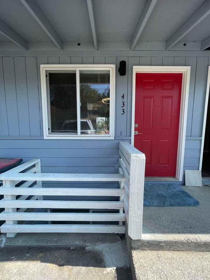 431 431 - 437 Elm St - Photo 2 of 18