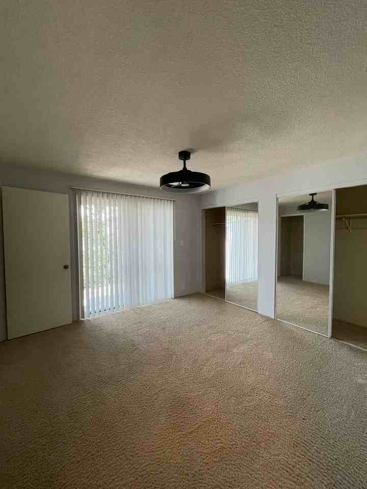 431 431 - 437 Elm St - Photo 7 of 18