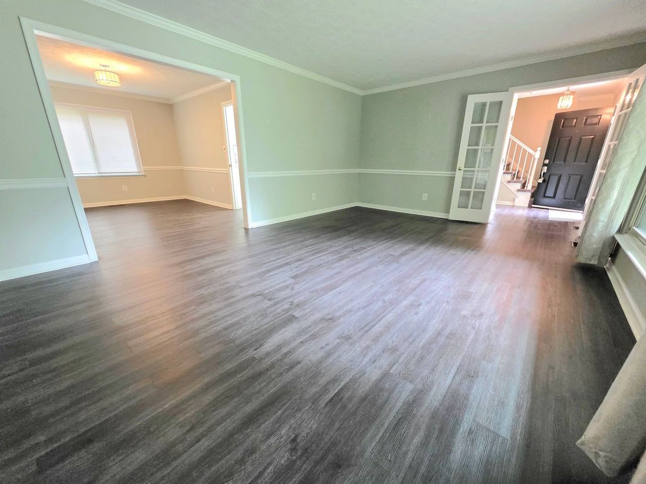 415 Rosewood Ln - Photo 6 of 30