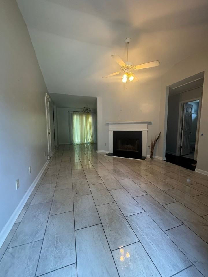 95 Hampton Oaks Dr - Photo 6 of 14