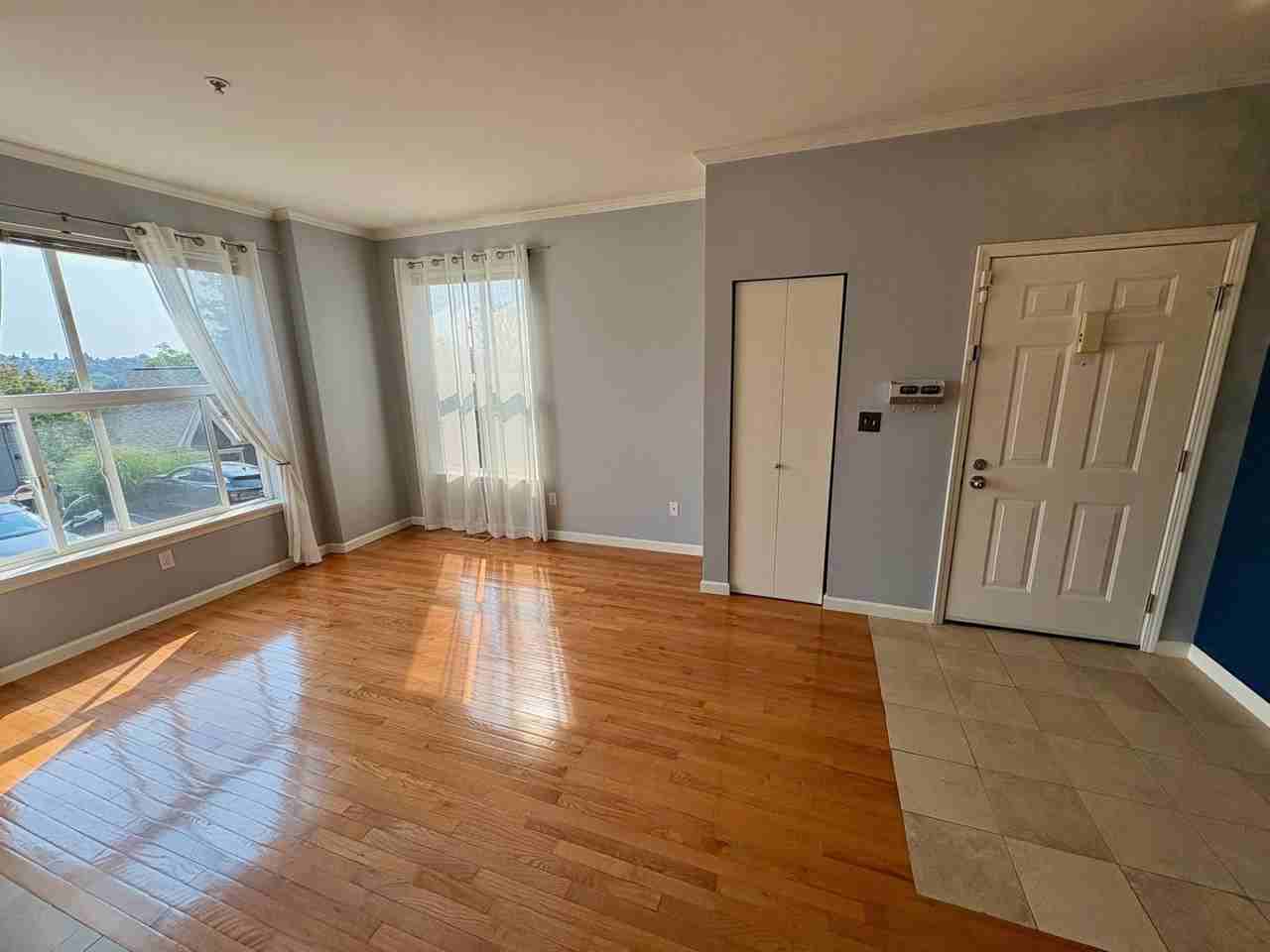 1541 Cherrylane Pl S - Photo 5 of 22