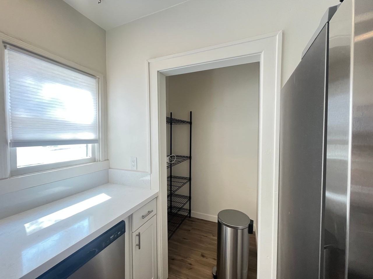 644 Mountain View St - Photo 5 of 24