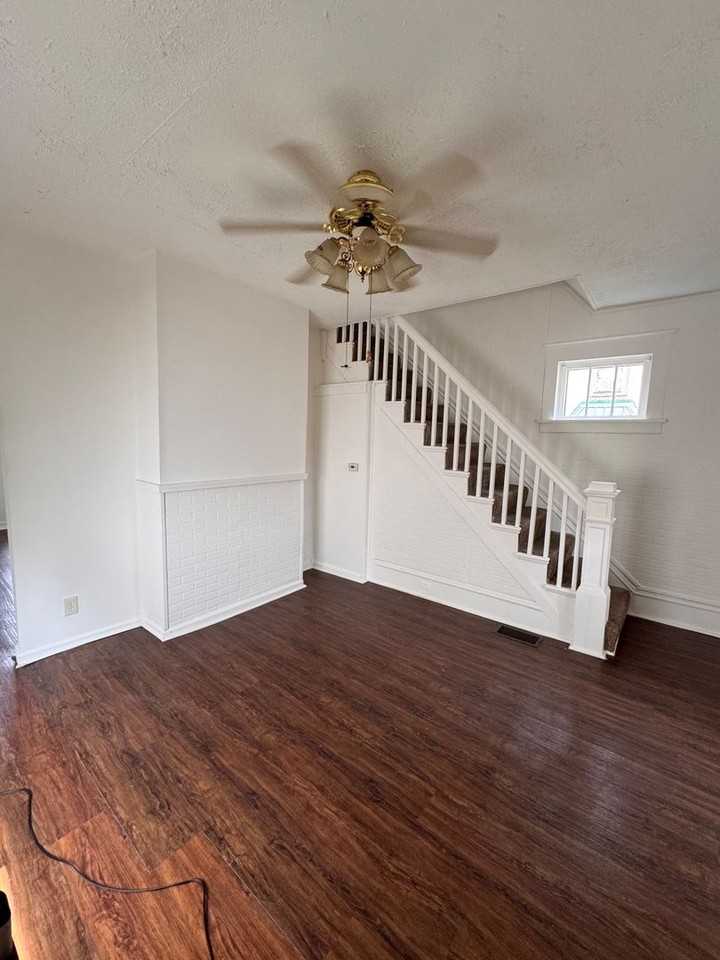 503 Hamilton Ave - Photo 4 of 11
