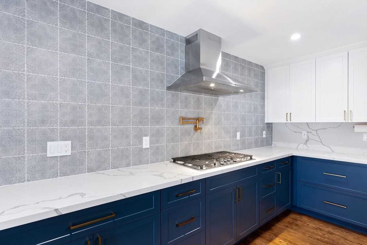 1823 Lawndale Ave - Photo 6 of 18