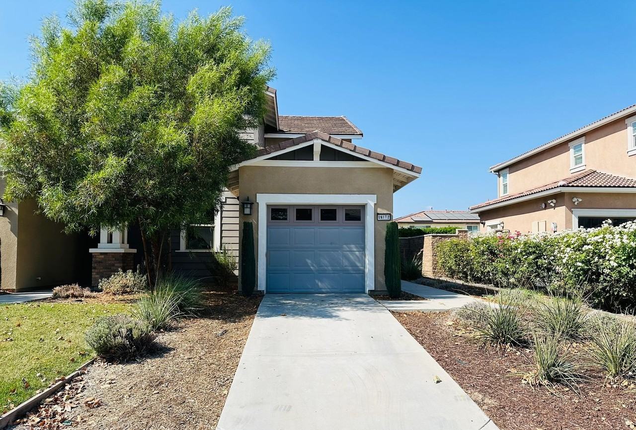 26338 Valencia Way - Photo 2 of 21