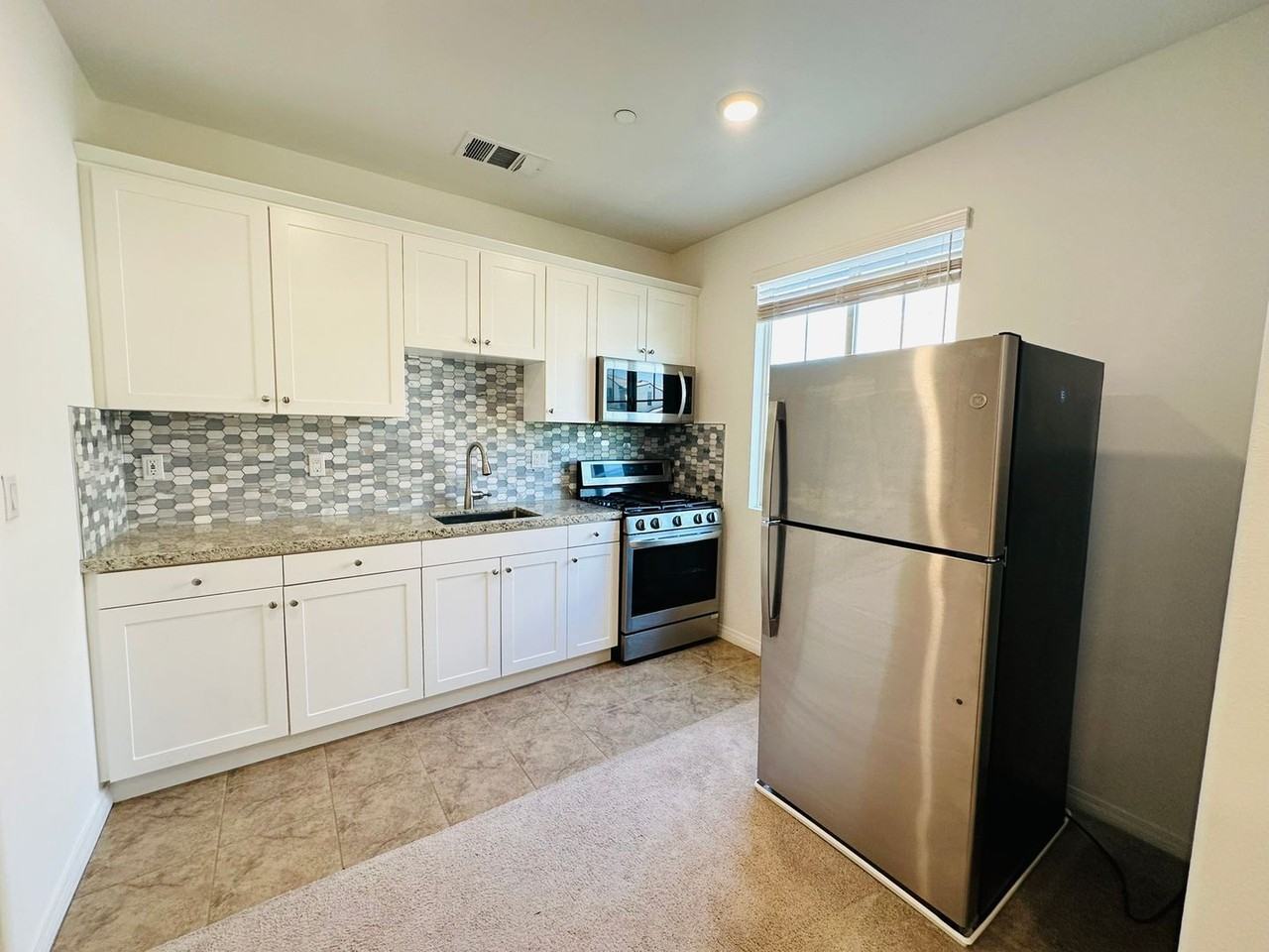 26338 Valencia Way - Photo 5 of 21