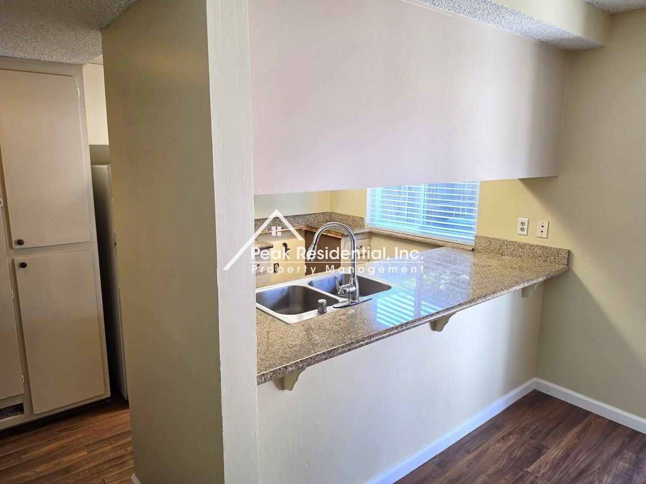6691 Greenback Ln - Photo 6 of 20