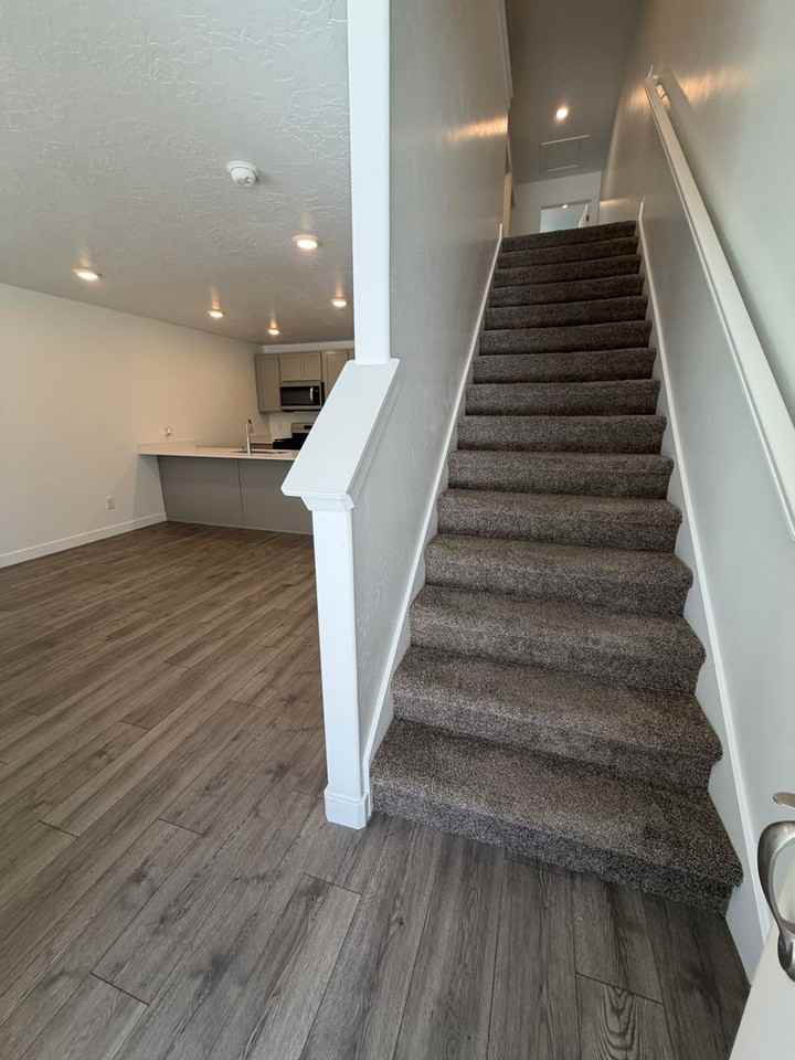 1378 S 3640 E - Photo 7 of 20
