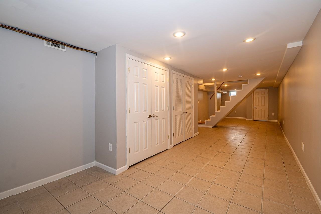 2639 Boone St - Photo 5 of 28