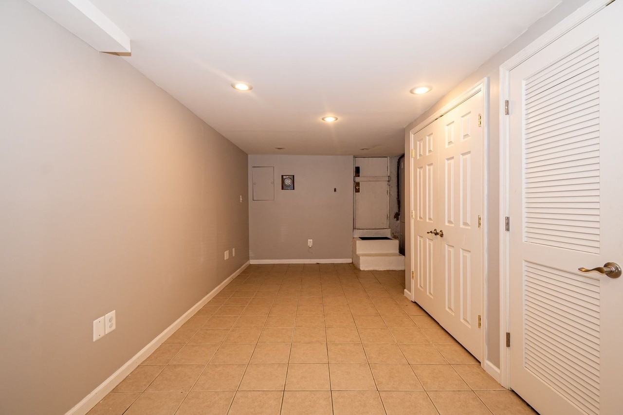 2639 Boone St - Photo 6 of 28