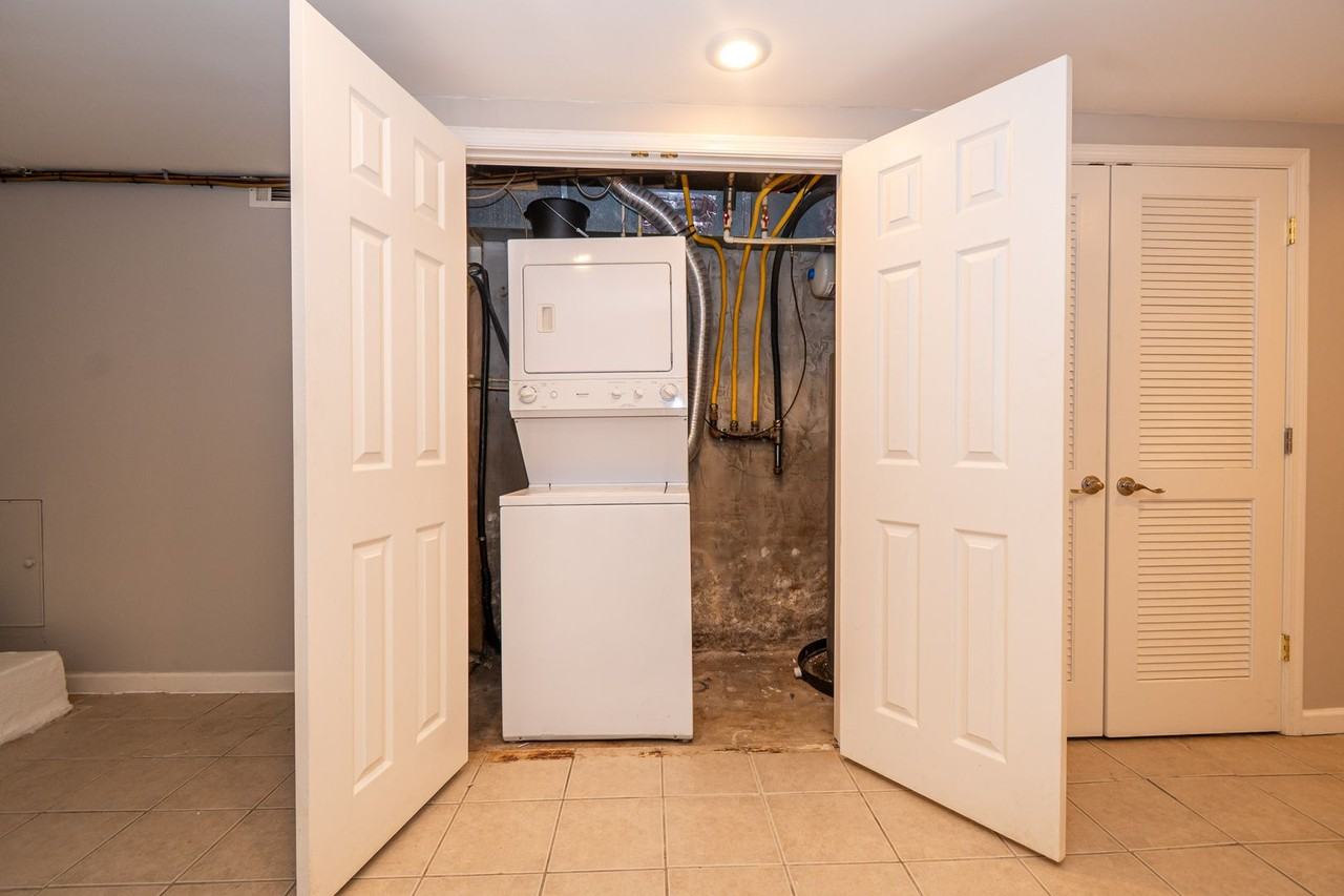 2639 Boone St - Photo 7 of 28