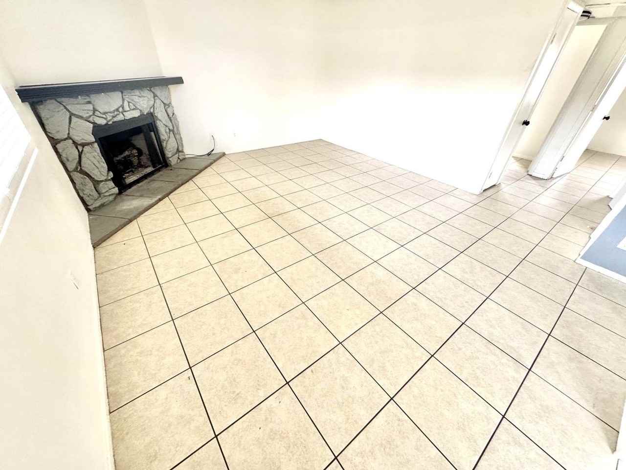 1608 Burningwood Ln #101 - Photo 2 of 21
