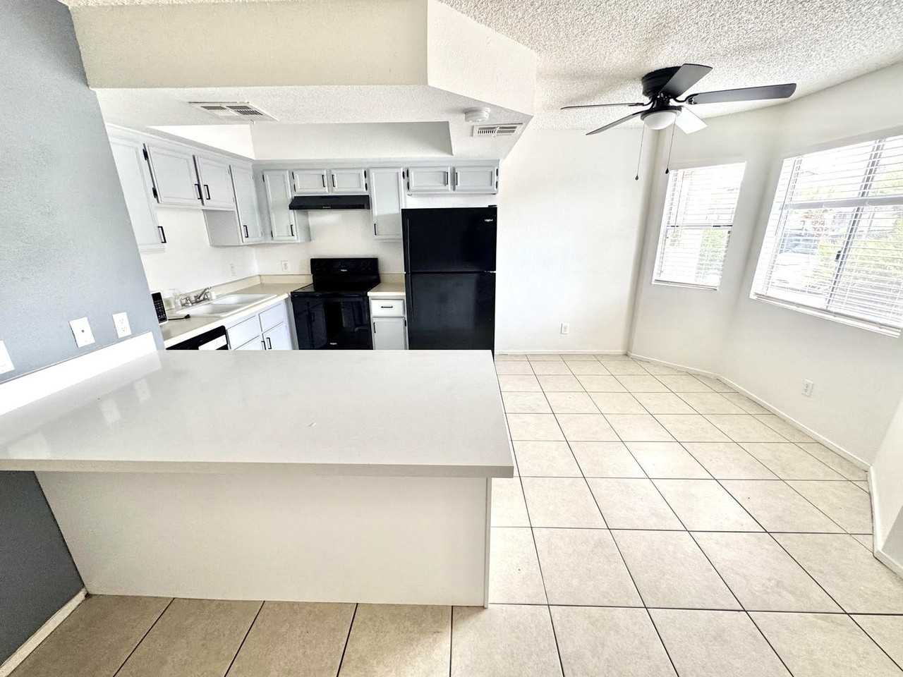 1608 Burningwood Ln #101 - Photo 4 of 21