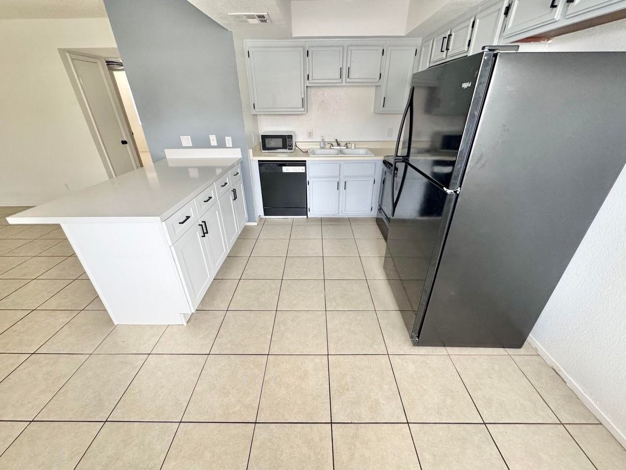 1608 Burningwood Ln #101 - Photo 5 of 21