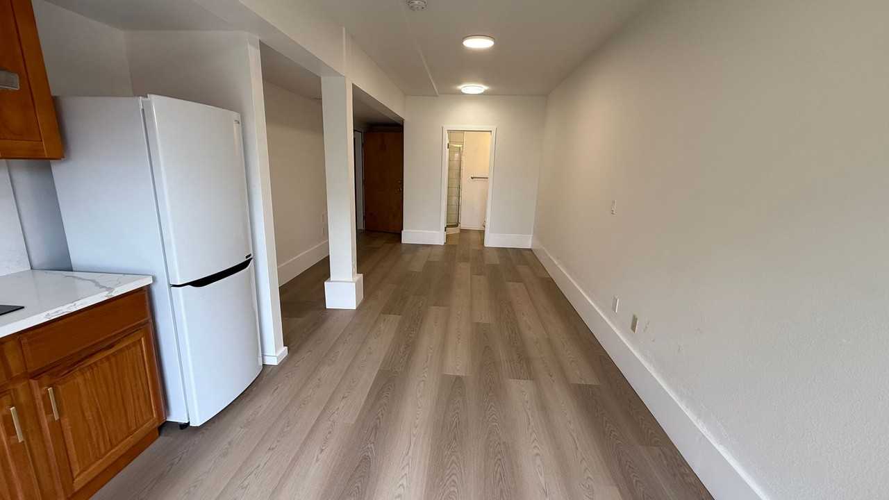 RC - 1630 Oakdale, Ave., San Francisco, CA, 94124 - Photo 7 of 19