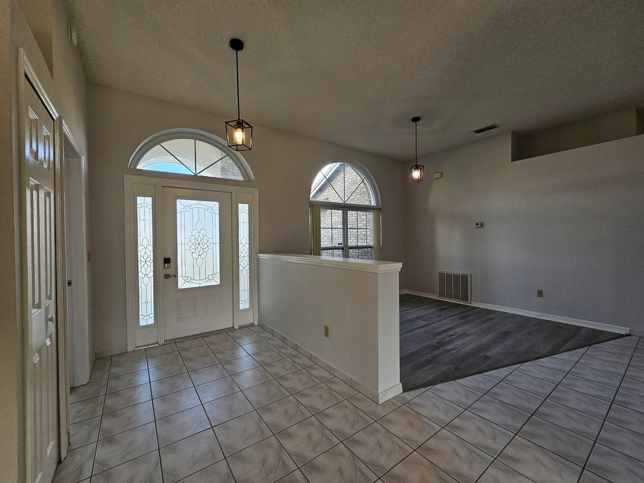 6506 Canterlea Dr - Photo 2 of 20