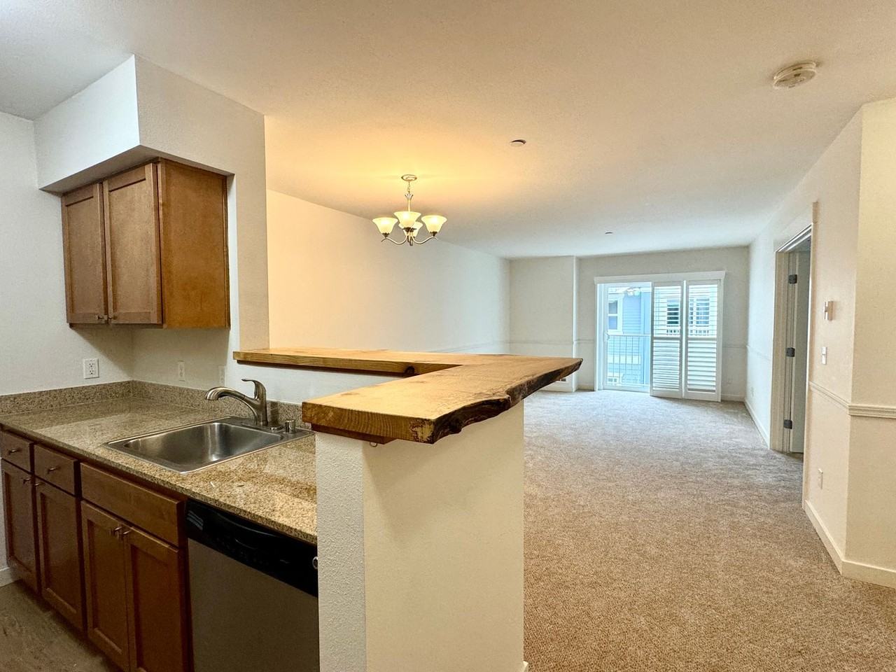300 High School Rd Ne #419 - Photo 4 of 20