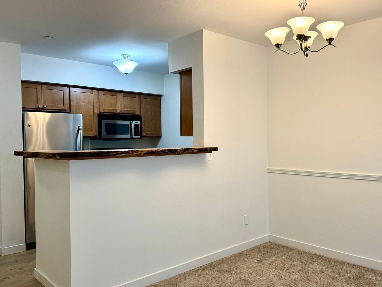 300 High School Rd Ne #419 - Photo 5 of 20
