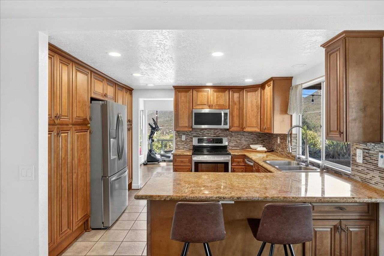 10028 Del Dios Hwy - Photo 6 of 26