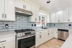 featured image of 13960 Carmel Ridge Rd