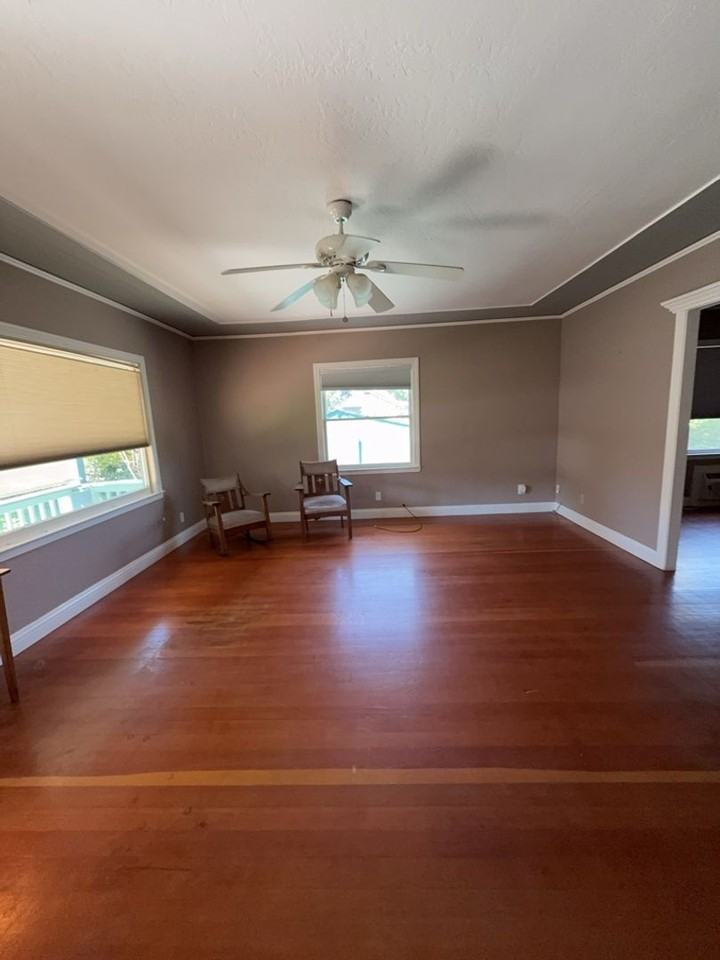 5480 Live Oak Dr - Photo 2 of 15