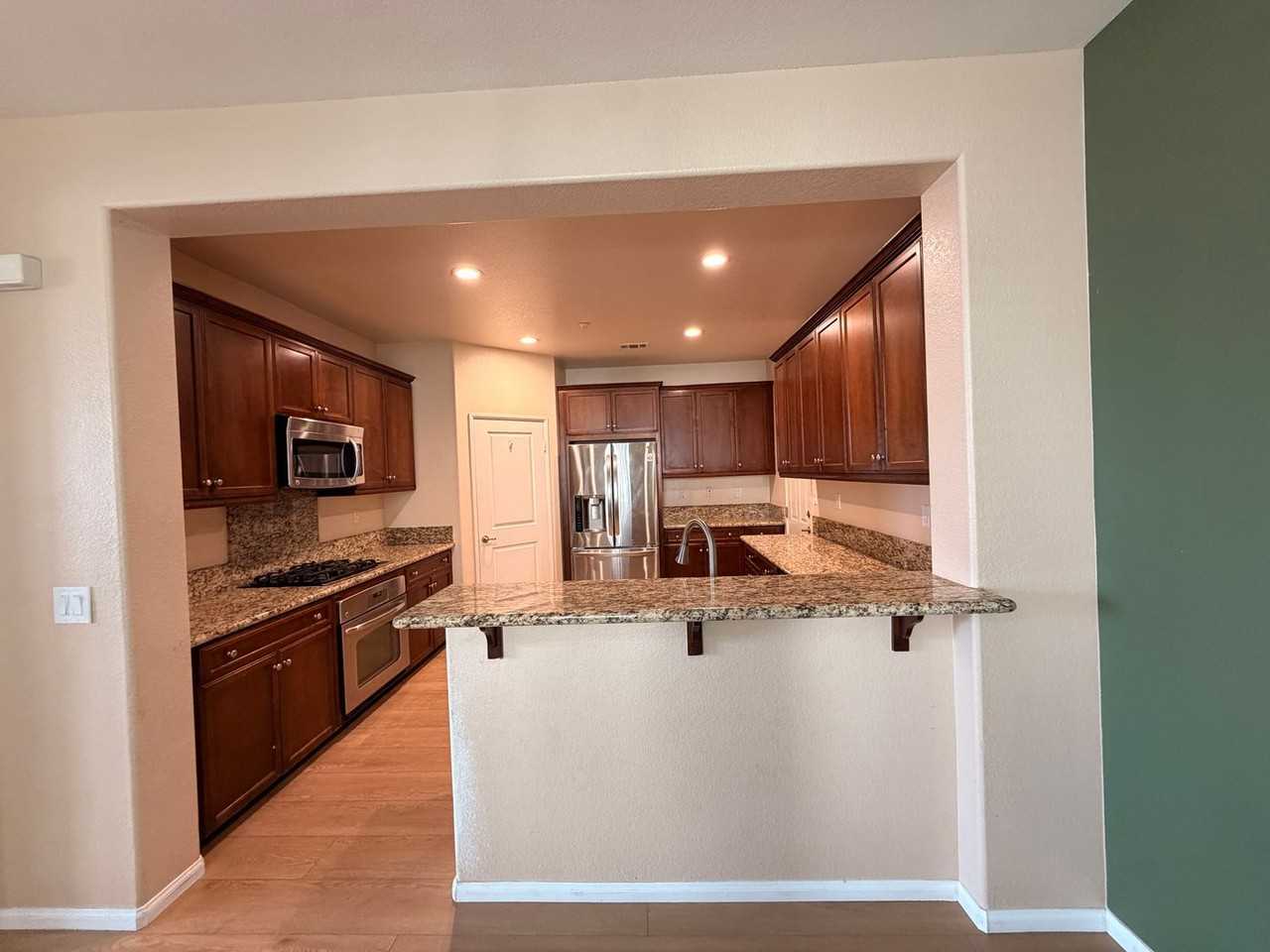 1729 Cripple Creek Dr - Photo 4 of 37