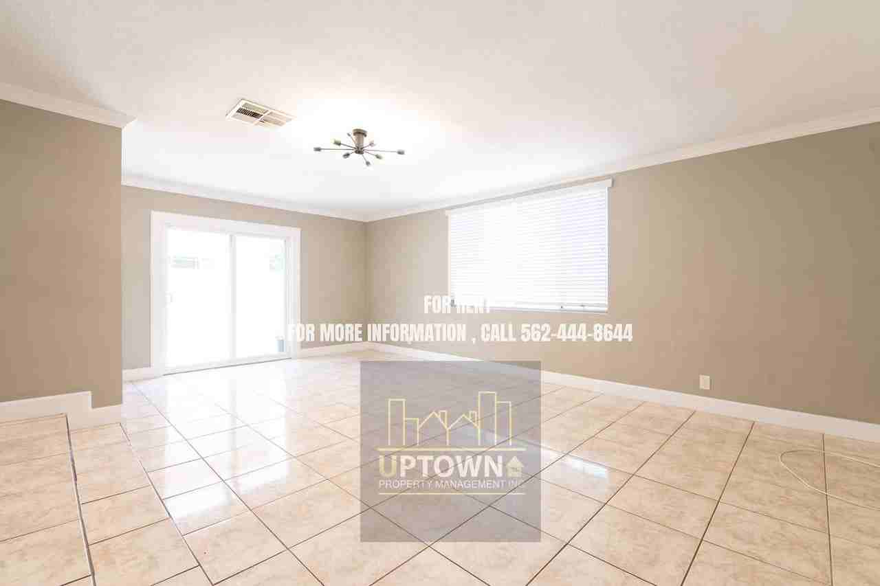 9415 Linden St - Photo 3 of 21