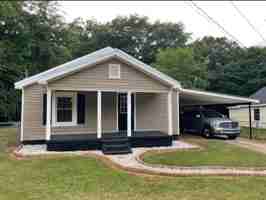 featured image of 214 Walter St