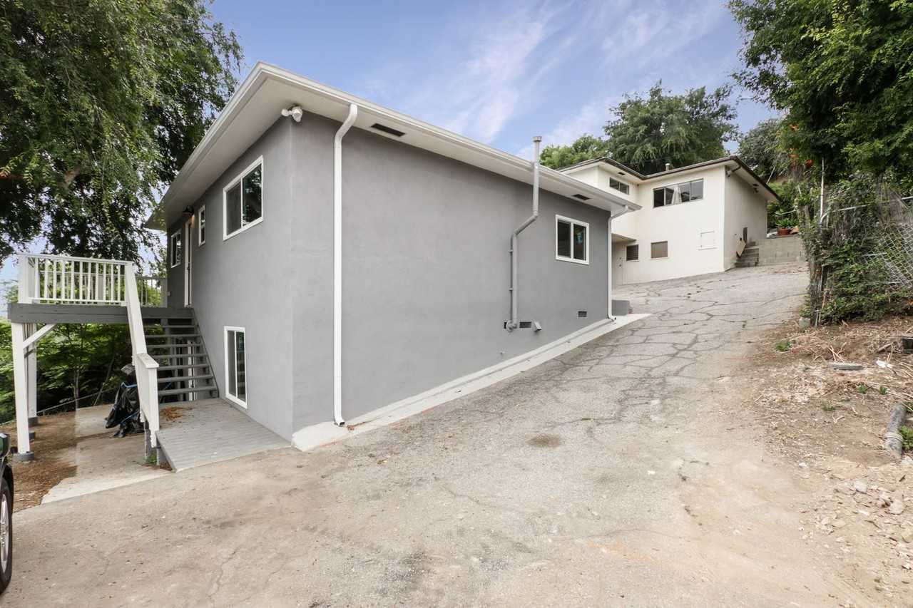 2042 N Alvarado St - Photo 6 of 19