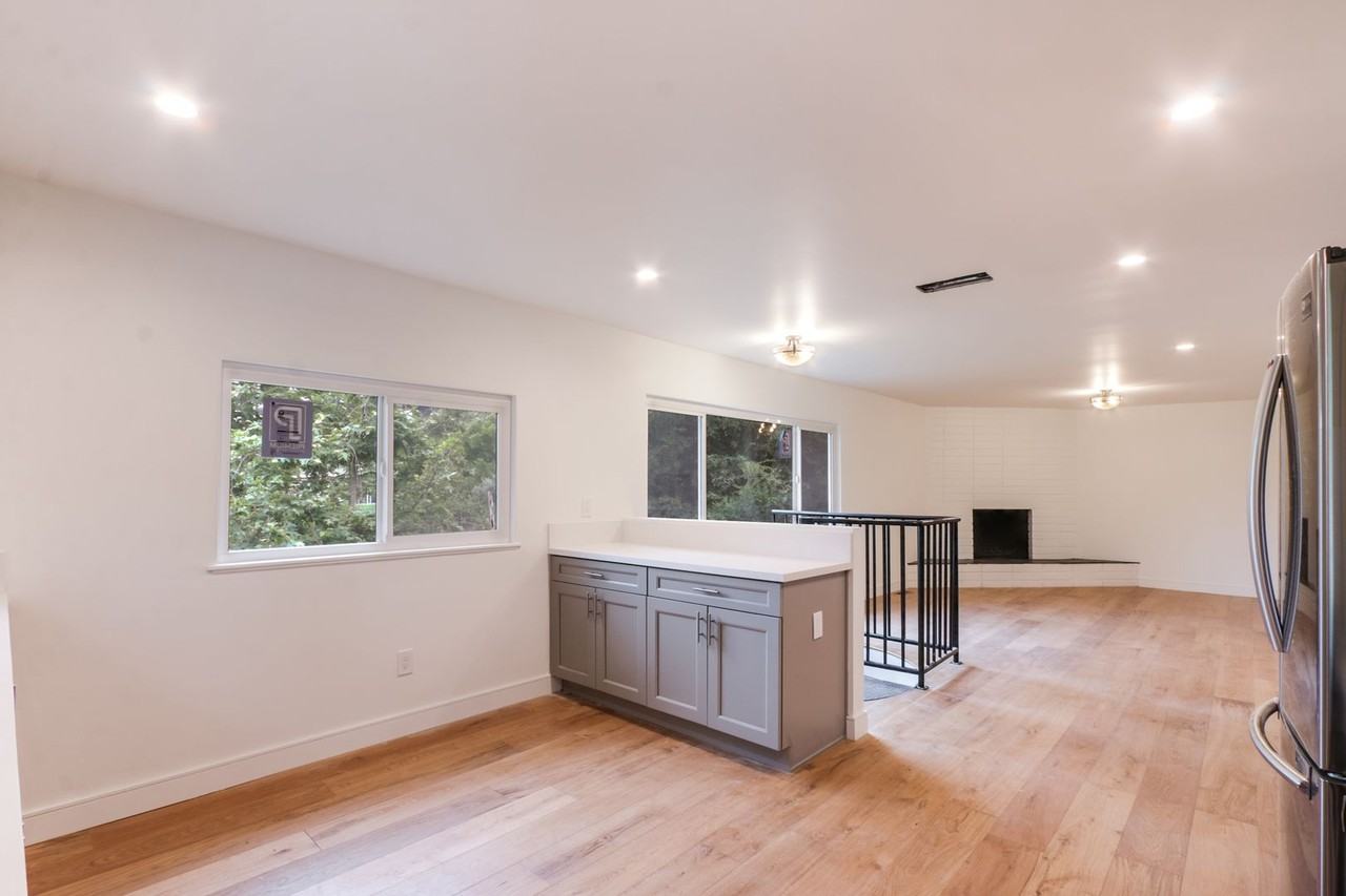 2042 N Alvarado St - Photo 7 of 19