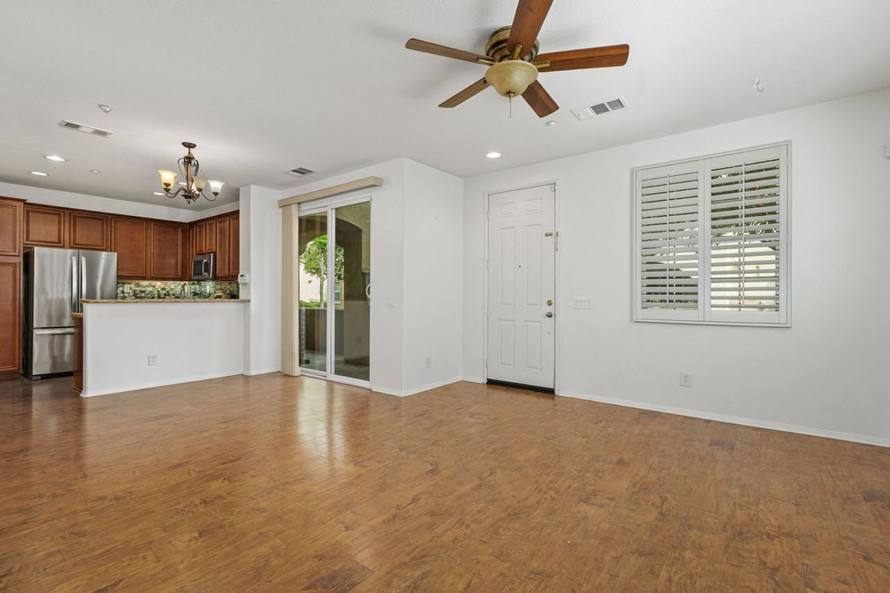 31180 Lavender Ct - Photo 6 of 28