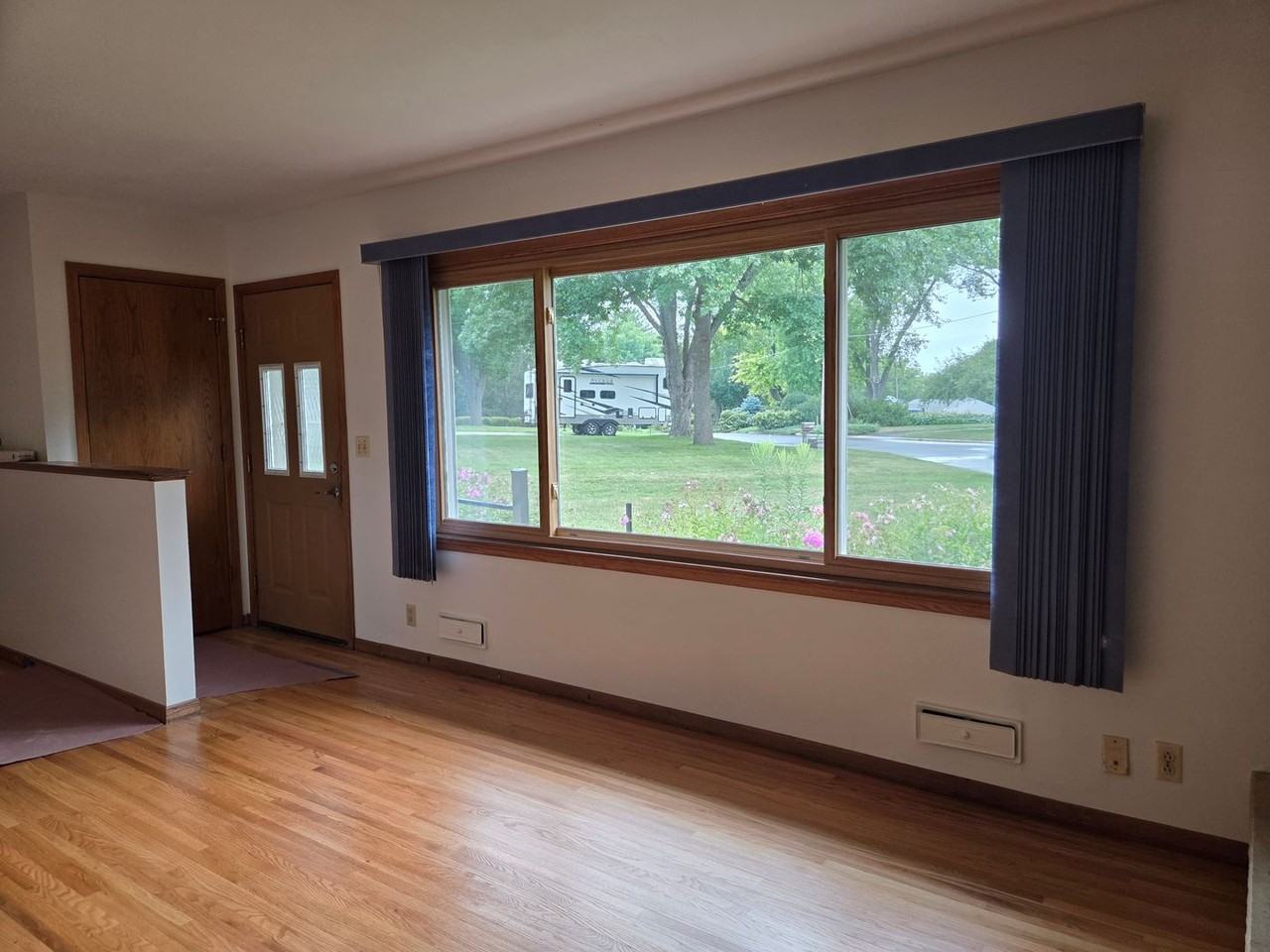 6015 Aspen Rd - Photo 6 of 14