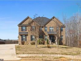 featured image of 413 Camberlie Cir