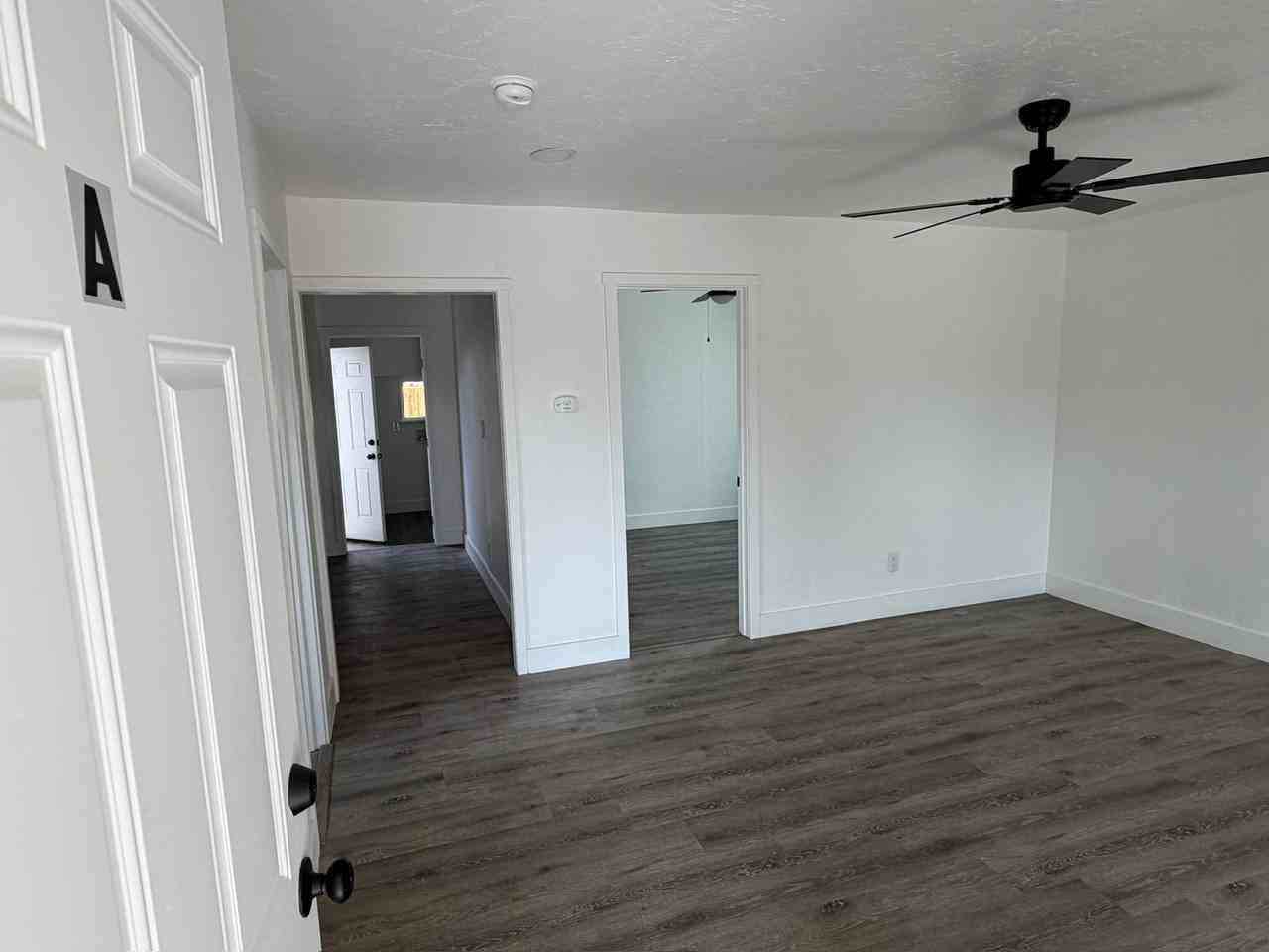 824 Phillips St. - Photo 3 of 27