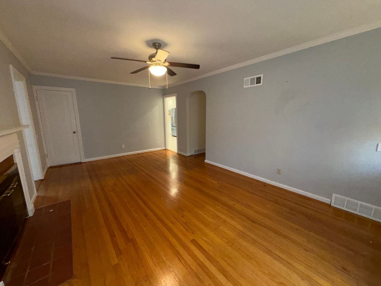 421 Cannonbury Dr - Photo 6 of 29