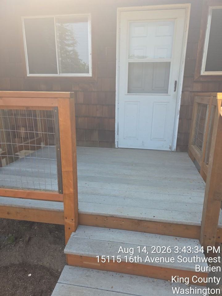 15115 16th Ave Sw #B - Photo 2 of 11