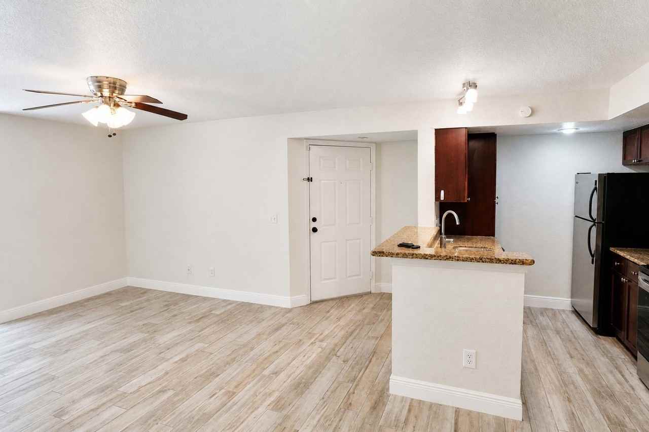5156 Conroy Rd #16 - Photo 3 of 20