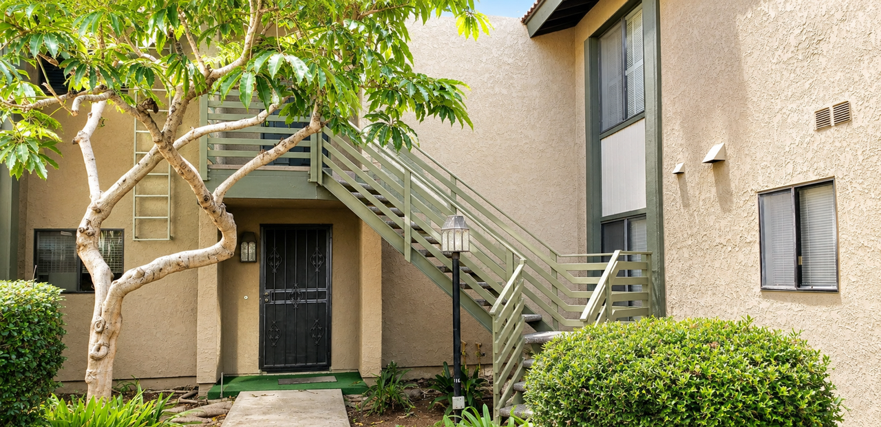 751 Birchpark Cir #204 - Photo 7 of 10