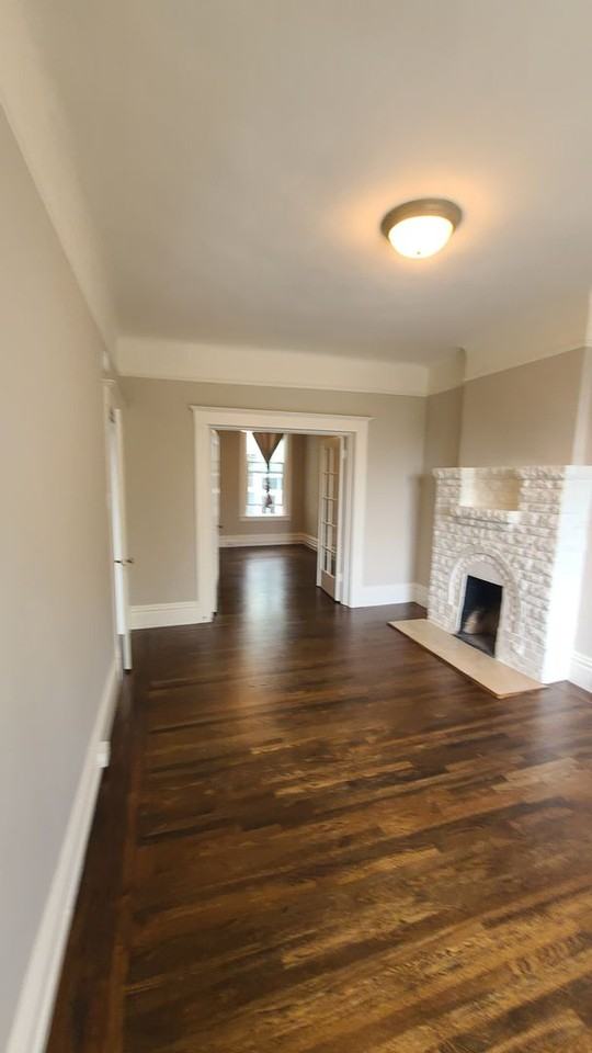 1560 Noe St - Photo 3 of 22