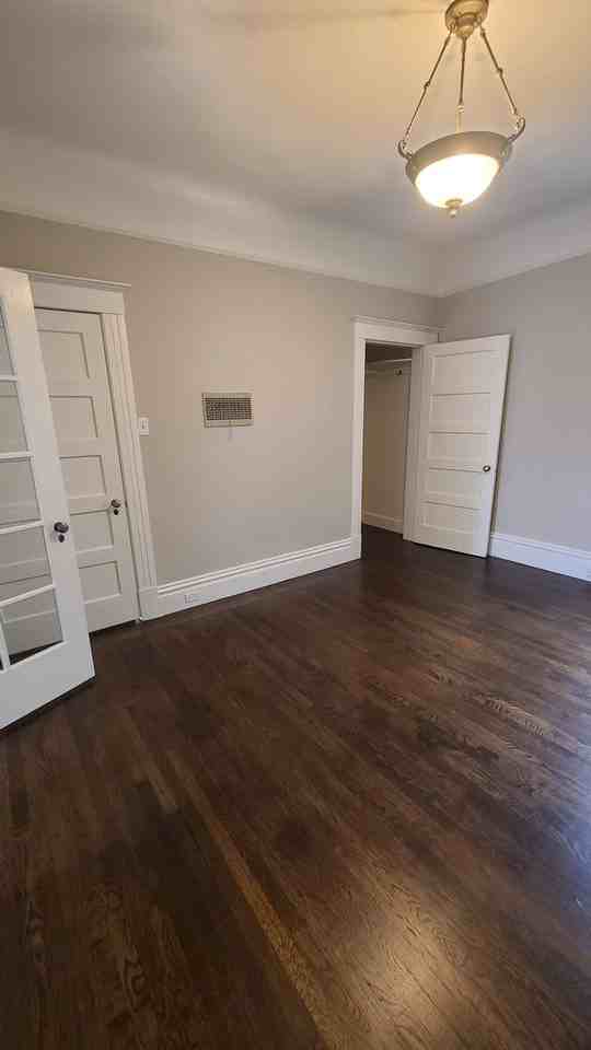 1560 Noe St - Photo 6 of 22