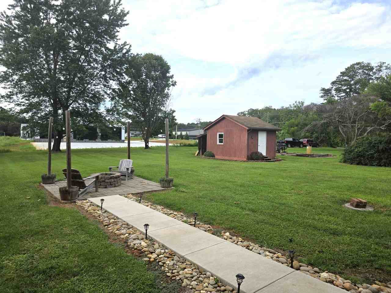 118 Forest Oaks Dr - Photo 3 of 16