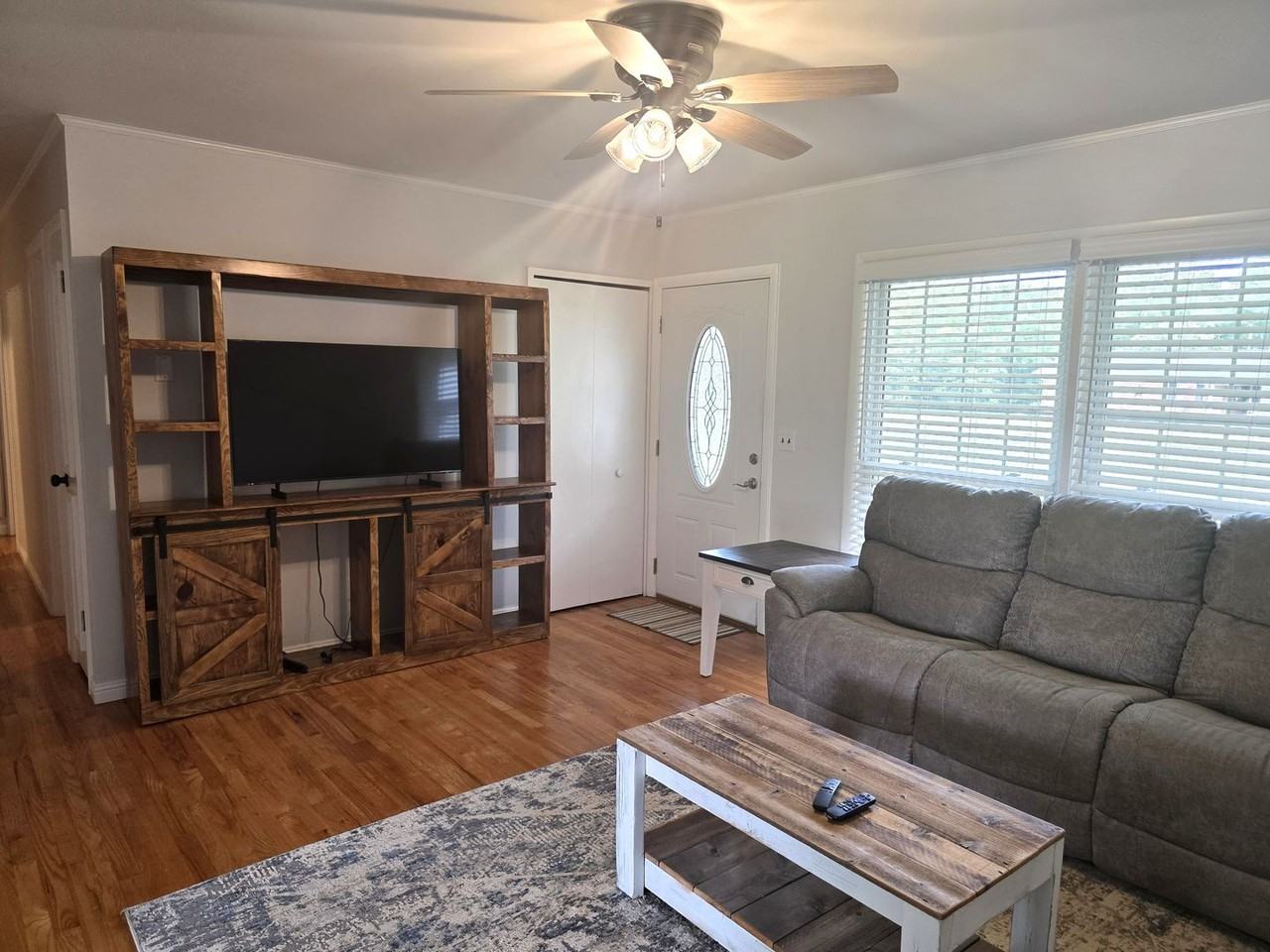 118 Forest Oaks Dr - Photo 4 of 16