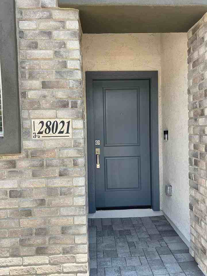 28021 N 28th Ave - Photo 2 of 20