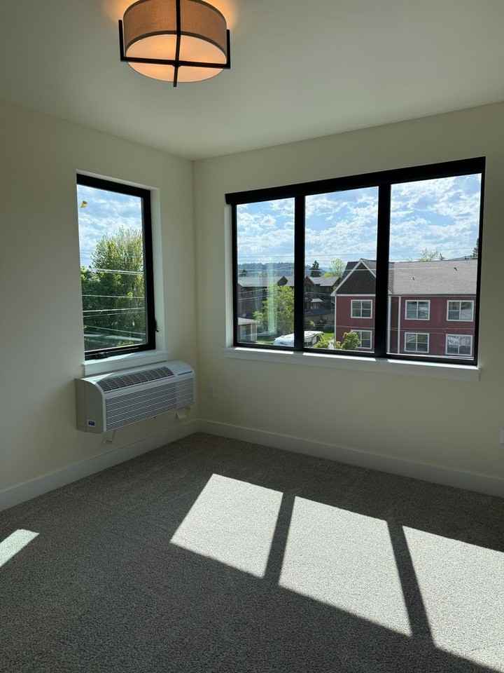 WCC- Building C - Photo 5 of 18