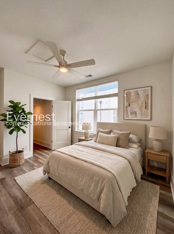206 N 9th St #D - Photo 2 of 40